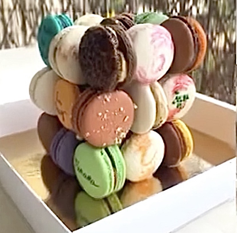 CUBE MACARONS